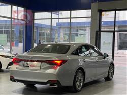 تويوتا أفالون